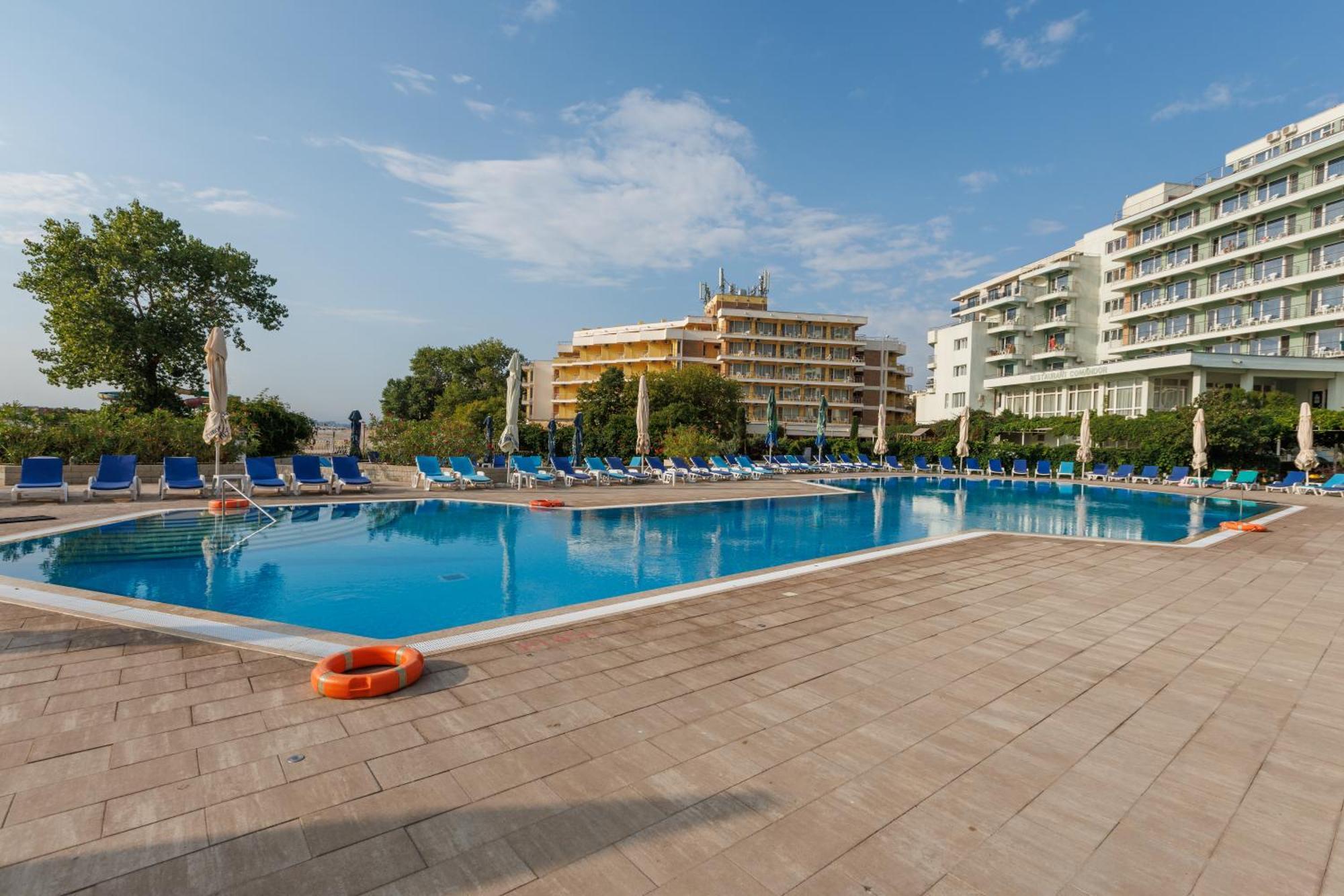 Hotel Orfeu Mamaia Exterior foto